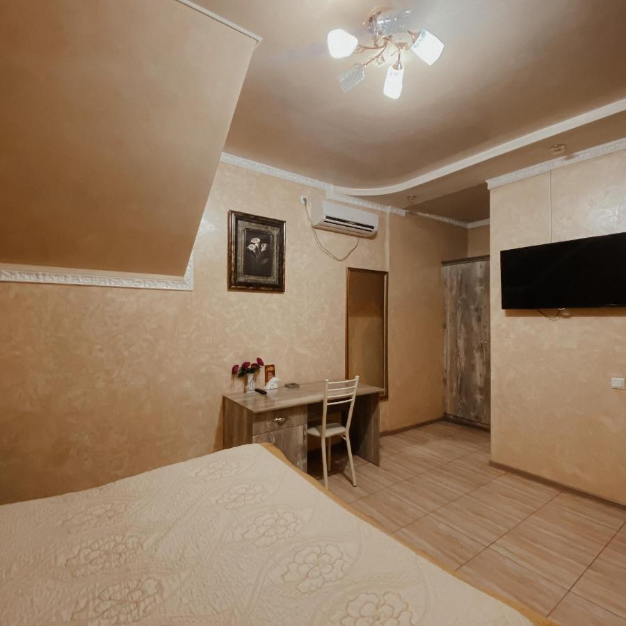 Galeon Hotel Бишкек Екстериор снимка