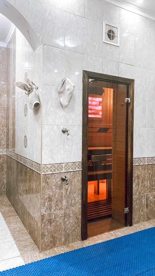 Galeon Hotel Бишкек Екстериор снимка
